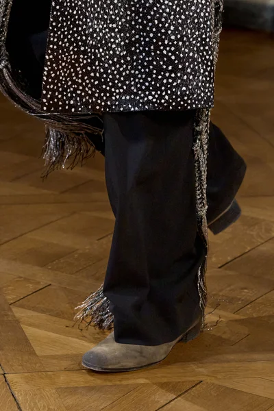 Look 64